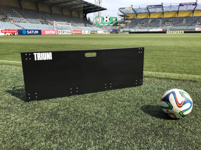 Fotbalový trenažér Kop-Kop na umělou trávu