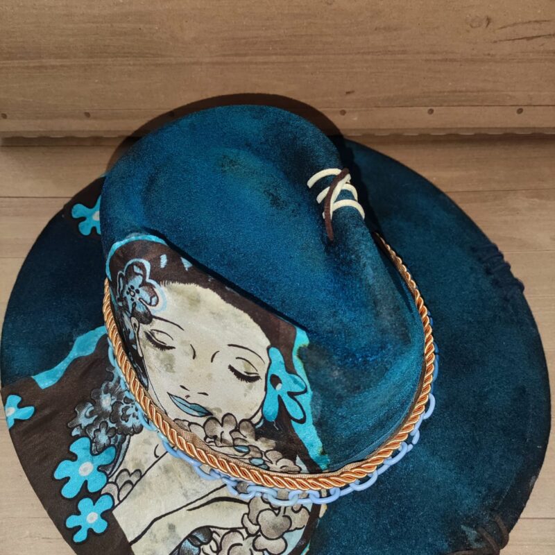 Klobouk Blue Geisha
